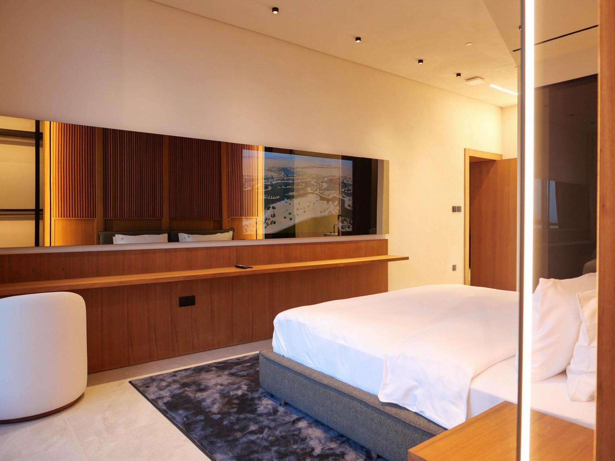 High End 4br Penthouse With Private Pool And Skyline Views Dubai