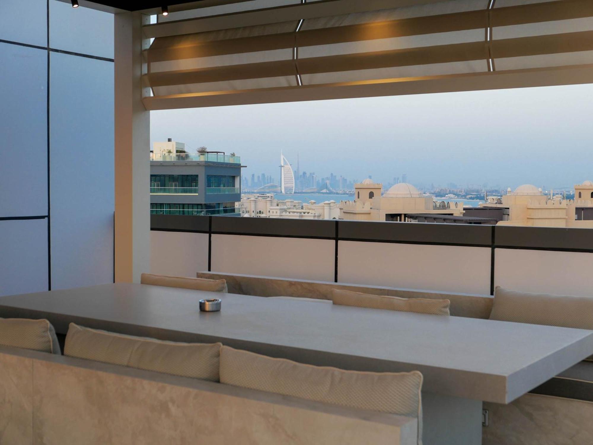 High End 4br Penthouse With Private Pool And Skyline Views Apartment Dubai