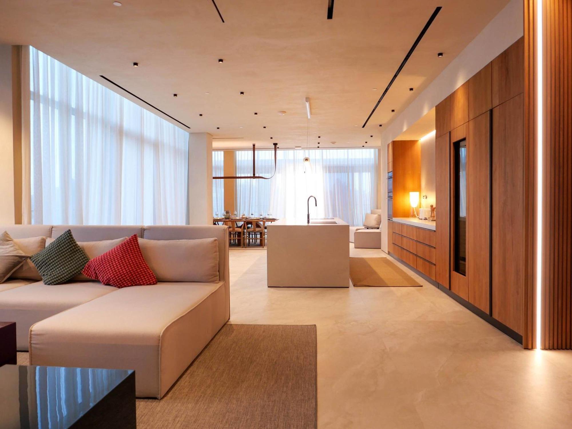 High End 4br Penthouse With Private Pool And Skyline Views Apartment Dubai